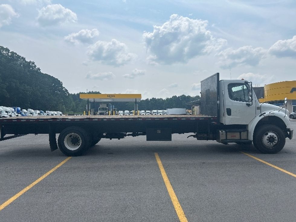 Flatbed Truck-Light and Medium Duty Trucks-Freightliner-2018-M2-Byron Center-MI-137,055\n\t\tmiles-$ 45,750 - Image 15