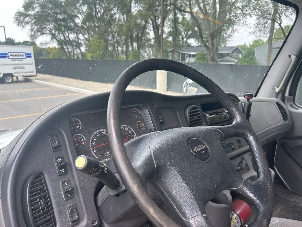 Flatbed Truck-Light and Medium Duty Trucks-Freightliner-2018-M2-Byron Center-MI-137,055\n\t\tmiles-$ 45,750 - Image 17