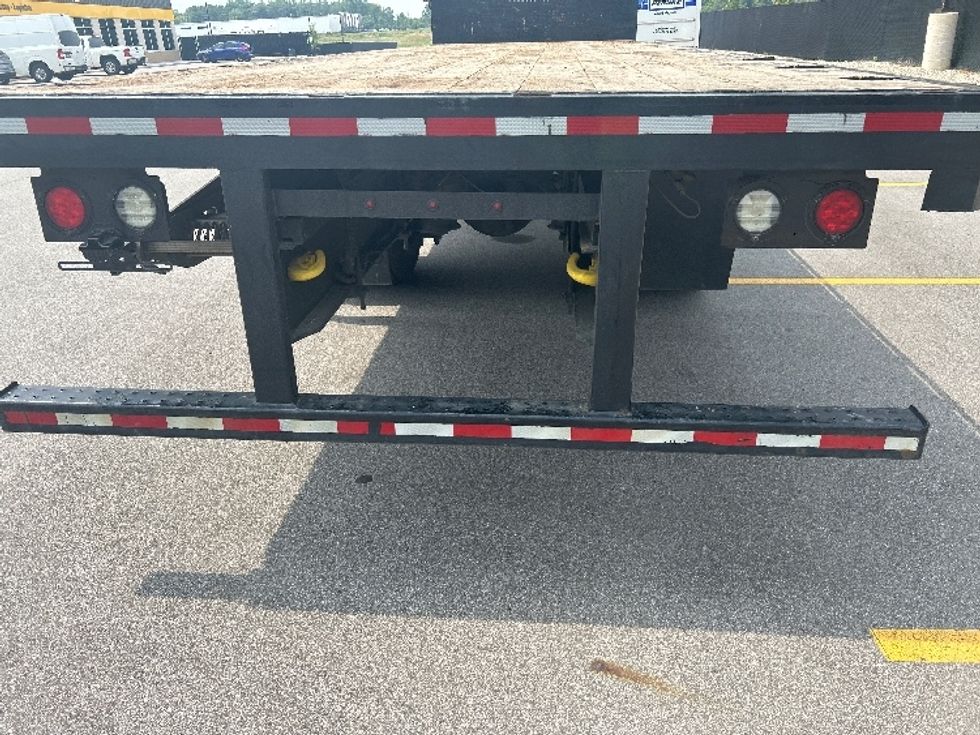 Flatbed Truck-Light and Medium Duty Trucks-Freightliner-2018-M2-Byron Center-MI-137,055\n\t\tmiles-$ 45,750 - Image 9