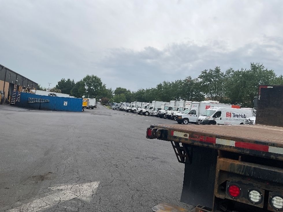 Flatbed Truck-Light and Medium Duty Trucks-Freightliner-2018-M2-Capitol Heights-MD-204,095\n\t\tmiles-$ 61,250 - Image 11