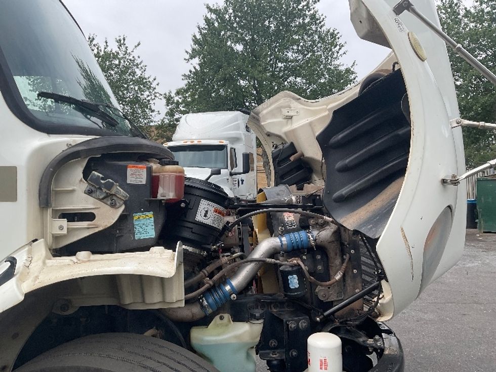 2018 Freightliner M2 106 Medium Duty photo 19