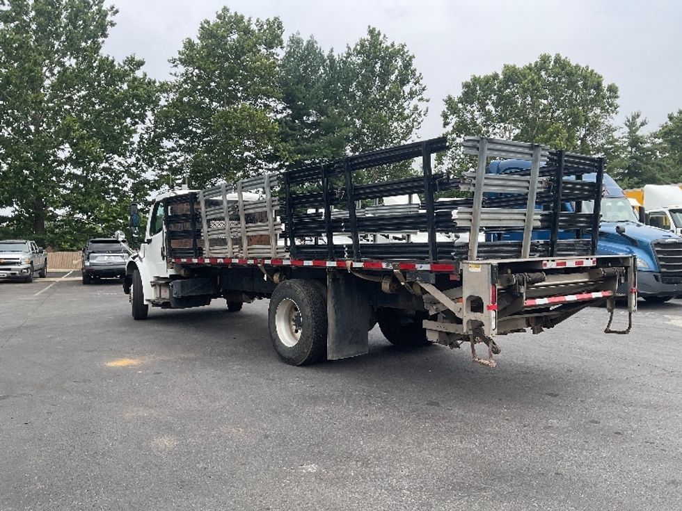 2018 Freightliner M2 106 Medium Duty photo 6