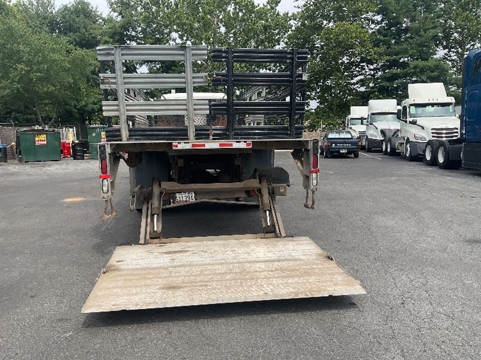 2018 Freightliner M2 106 Medium Duty photo 9