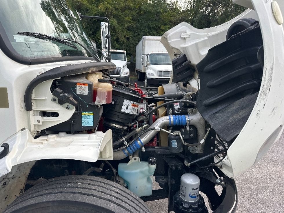 Flatbed Truck-Light and Medium Duty Trucks-Freightliner-2018-M2-Cleveland-TN-70,532\n\t\tmiles-$ 54,250 - Image 23