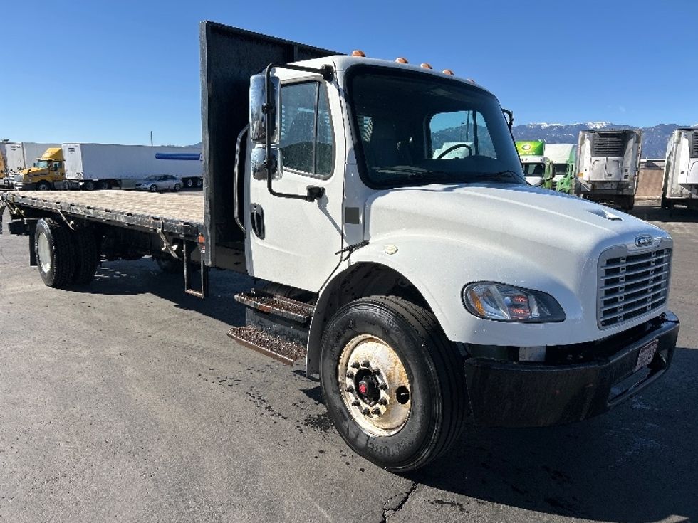 Flatbed Truck-Light and Medium Duty Trucks-Freightliner-2018-M2-Colorado Springs-CO-125,746\n\t\tmiles-$ 56,500 - Image 1