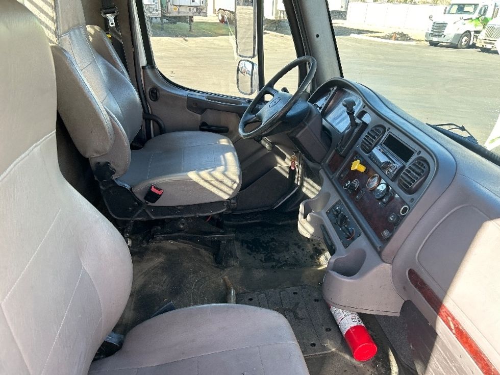 Flatbed Truck-Light and Medium Duty Trucks-Freightliner-2018-M2-Colorado Springs-CO-125,746\n\t\tmiles-$ 56,500 - Image 19