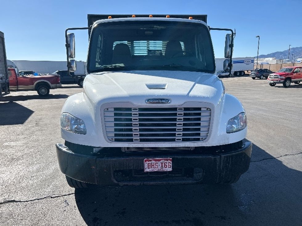 Flatbed Truck-Light and Medium Duty Trucks-Freightliner-2018-M2-Colorado Springs-CO-125,746\n\t\tmiles-$ 56,500 - Image 2