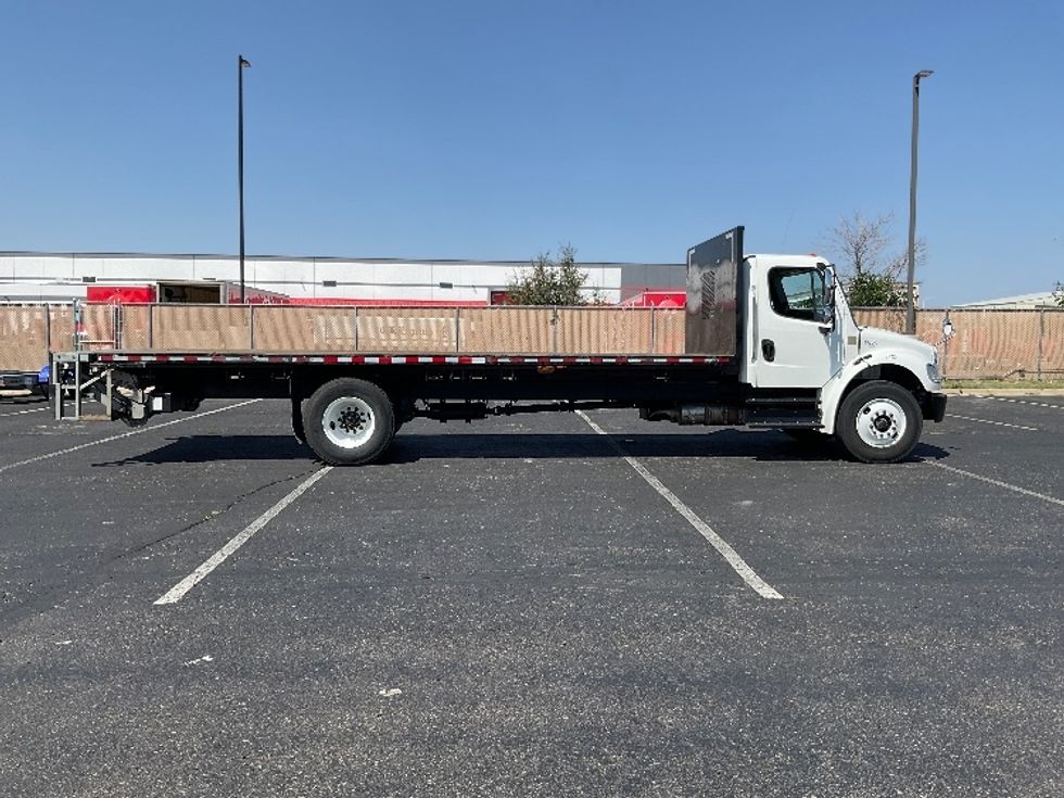 Flatbed Truck-Light and Medium Duty Trucks-Freightliner-2018-M2-Colorado Springs-CO-177,055\n\t\tmiles-$ 50,000 - Image 12