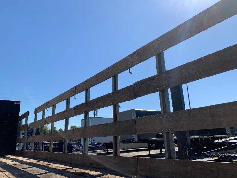 Flatbed Truck-Light and Medium Duty Trucks-Freightliner-2018-M2-Concord-NC-138,650\n\t\tmiles-$ 42,500 - Image 10