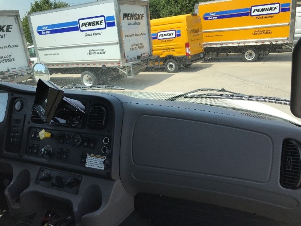 Flatbed Truck-Light and Medium Duty Trucks-Freightliner-2018-M2-Des Moines-IA-174,215\n\t\tmiles-$ 69,500 - Image 18