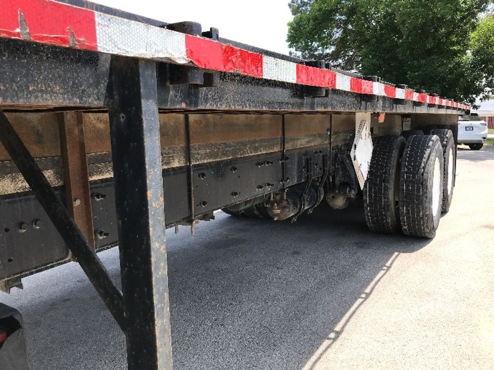 Flatbed Truck-Light and Medium Duty Trucks-Freightliner-2018-M2-Des Moines-IA-174,215\n\t\tmiles-$ 69,500 - Image 5