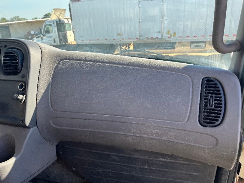 Flatbed Truck-Light and Medium Duty Trucks-Freightliner-2018-M2-Dothan-AL-167,152\n\t\tmiles-$ 57,250 - Image 19