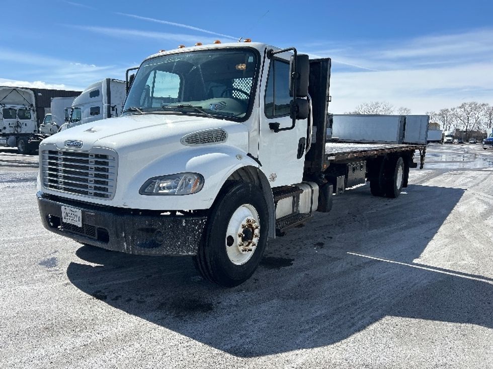 Flatbed Truck-Light and Medium Duty Trucks-Freightliner-2018-M2-East Chicago-IN-136,288\n\t\tmiles-$ 46,500 - Image 3