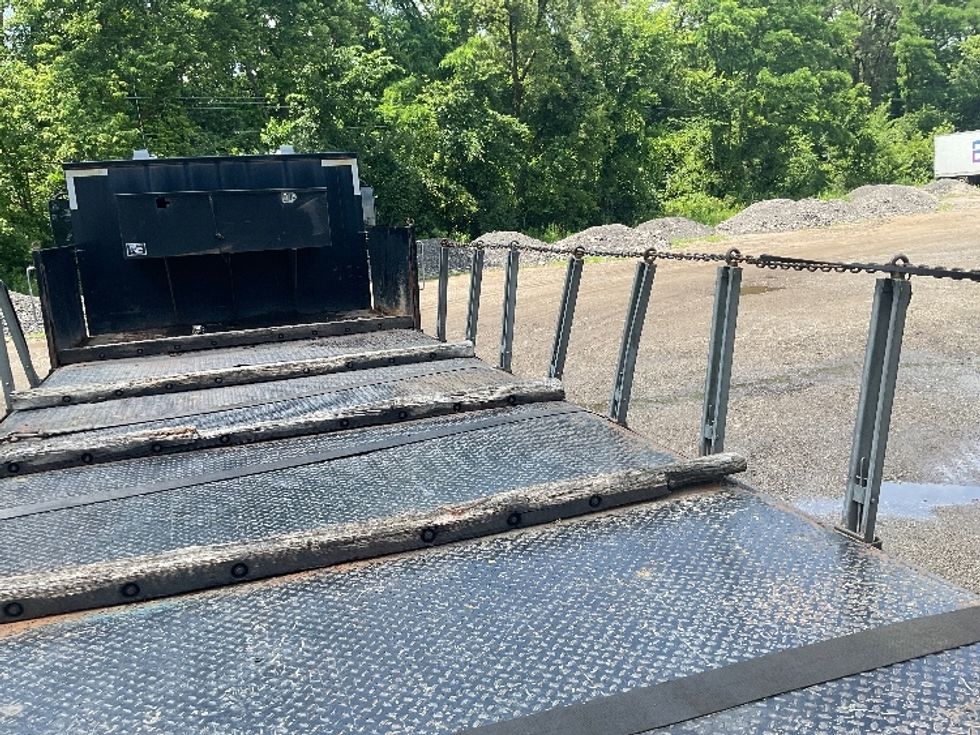 Flatbed Truck-Light and Medium Duty Trucks-Freightliner-2018-M2-East Chicago-IN-289,714\n\t\tmiles-$ 41,000 - Image 11