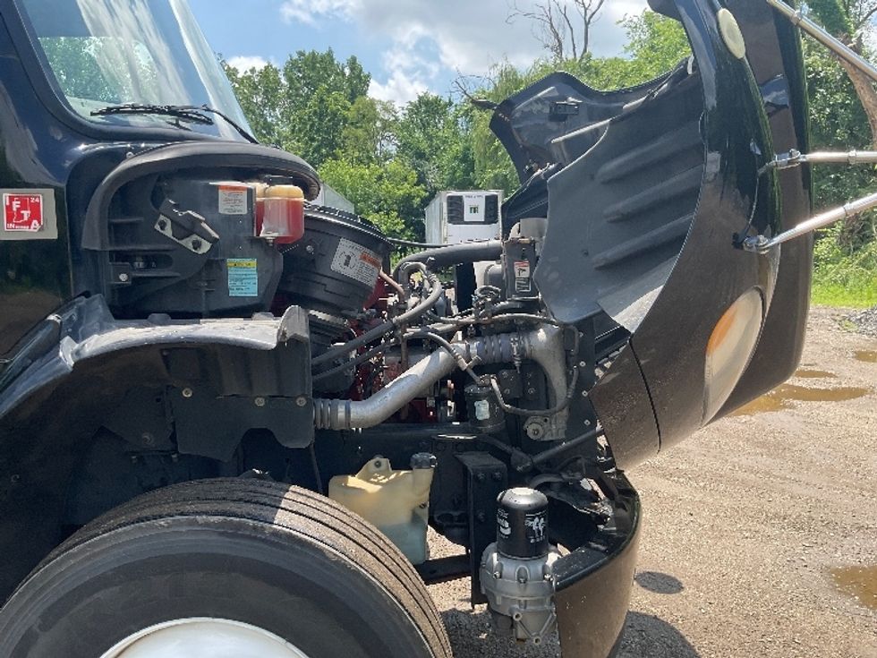 Flatbed Truck-Light and Medium Duty Trucks-Freightliner-2018-M2-East Chicago-IN-289,714\n\t\tmiles-$ 41,000 - Image 22