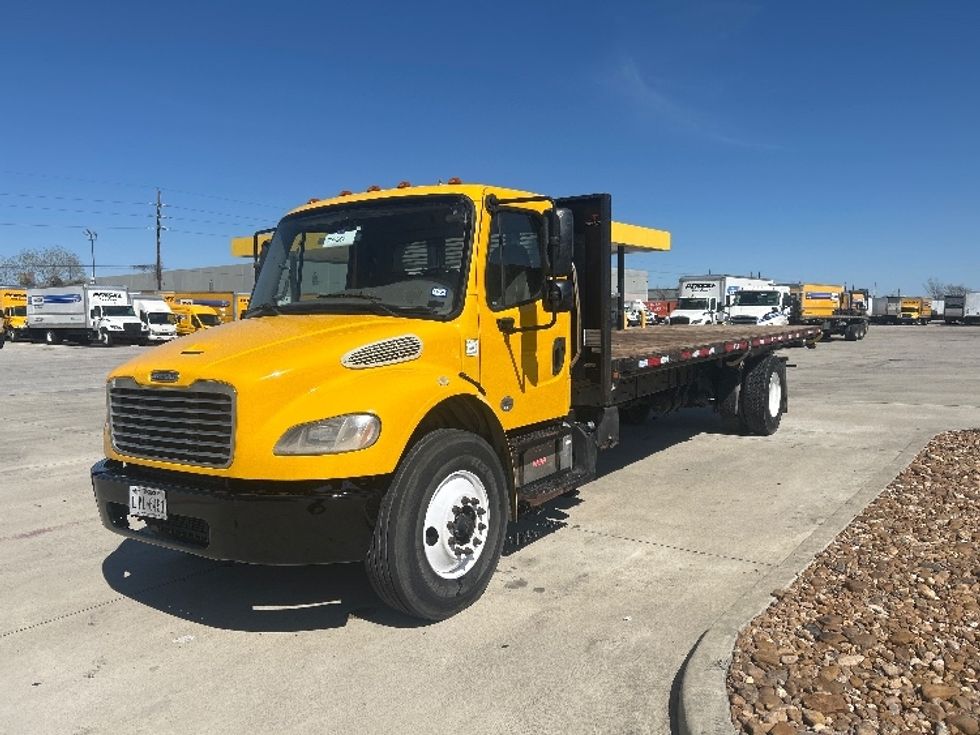 Flatbed Truck-Light and Medium Duty Trucks-Freightliner-2018-M2-Houston-TX-190,442\n\t\tmiles-$ 42,500 - Image 3