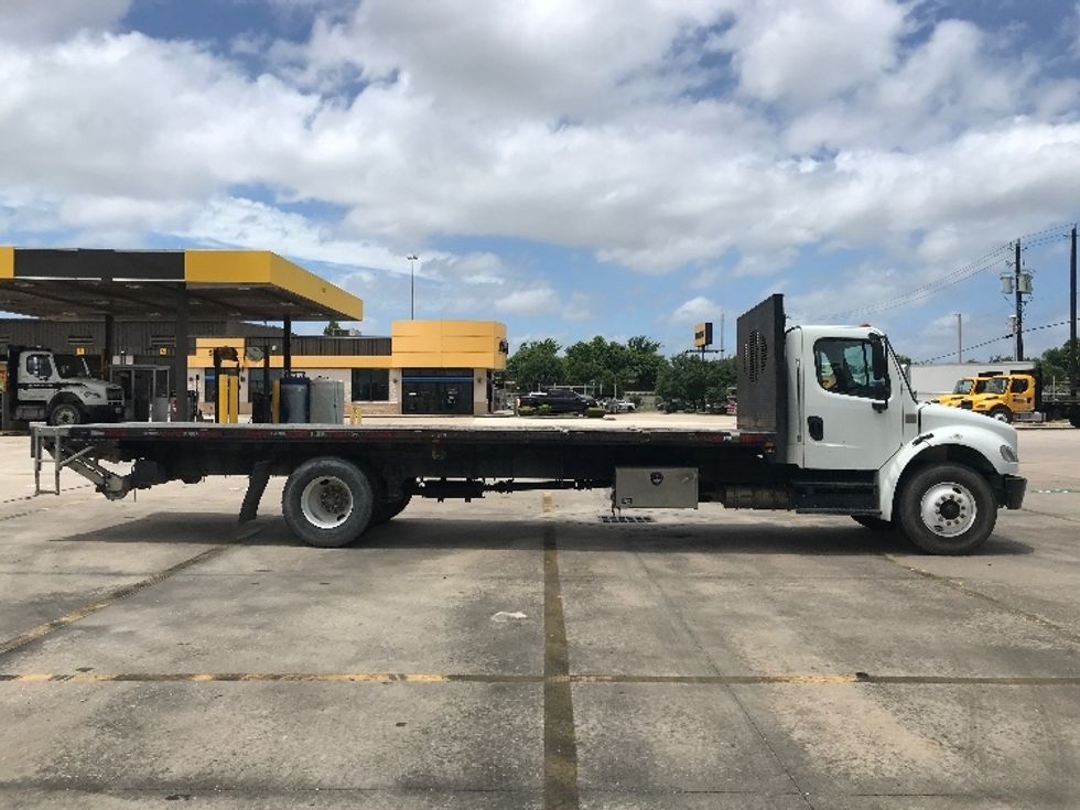 Flatbed Truck-Light and Medium Duty Trucks-Freightliner-2018-M2-Houston-TX-78,122\n\t\tmiles-$ 52,250 - Image 14