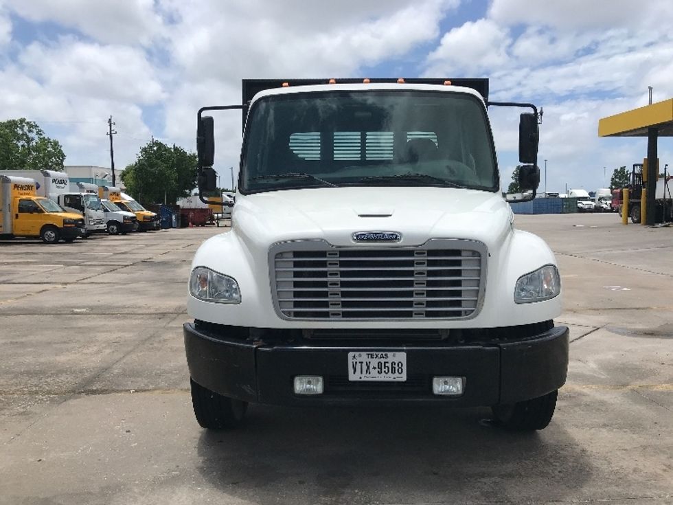 Flatbed Truck-Light and Medium Duty Trucks-Freightliner-2018-M2-Houston-TX-78,122\n\t\tmiles-$ 52,250 - Image 2