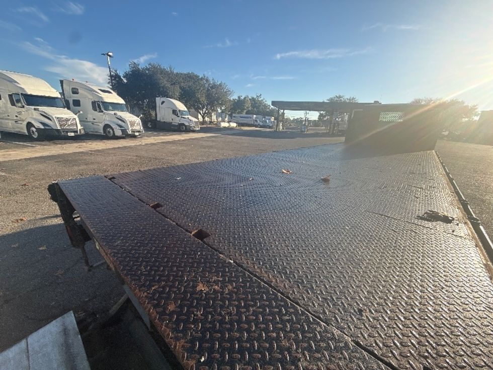 Flatbed Truck-Light and Medium Duty Trucks-Freightliner-2018-M2-Jacksonville-FL-225,051\n\t\tmiles-$ 40,000 - Image 11