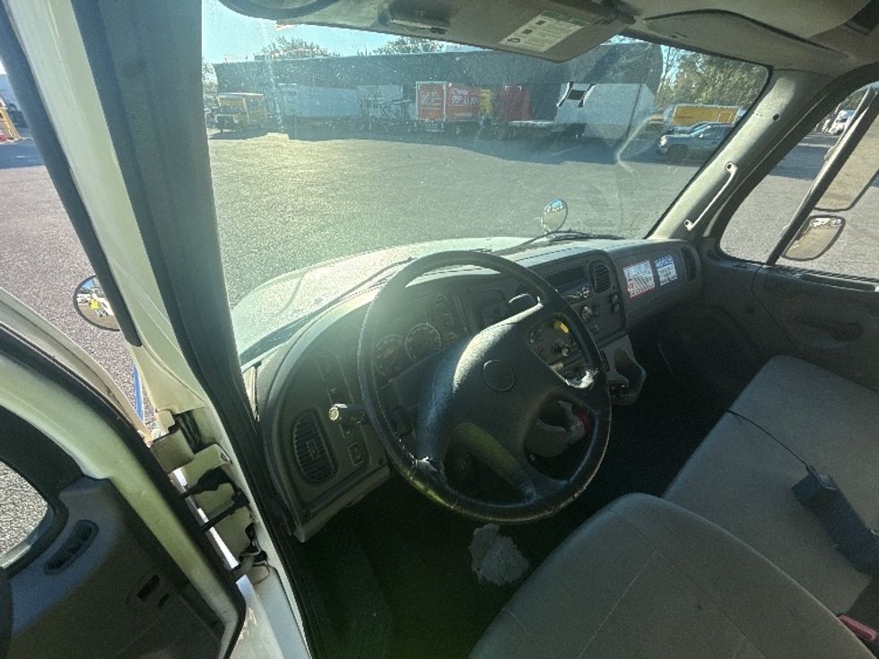 Flatbed Truck-Light and Medium Duty Trucks-Freightliner-2018-M2-Jacksonville-FL-225,051\n\t\tmiles-$ 40,000 - Image 17