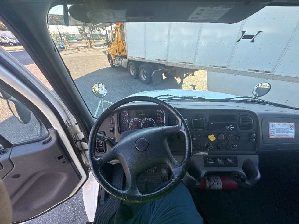 Flatbed Truck-Light and Medium Duty Trucks-Freightliner-2018-M2-Jacksonville-FL-225,051\n\t\tmiles-$ 40,000 - Image 18