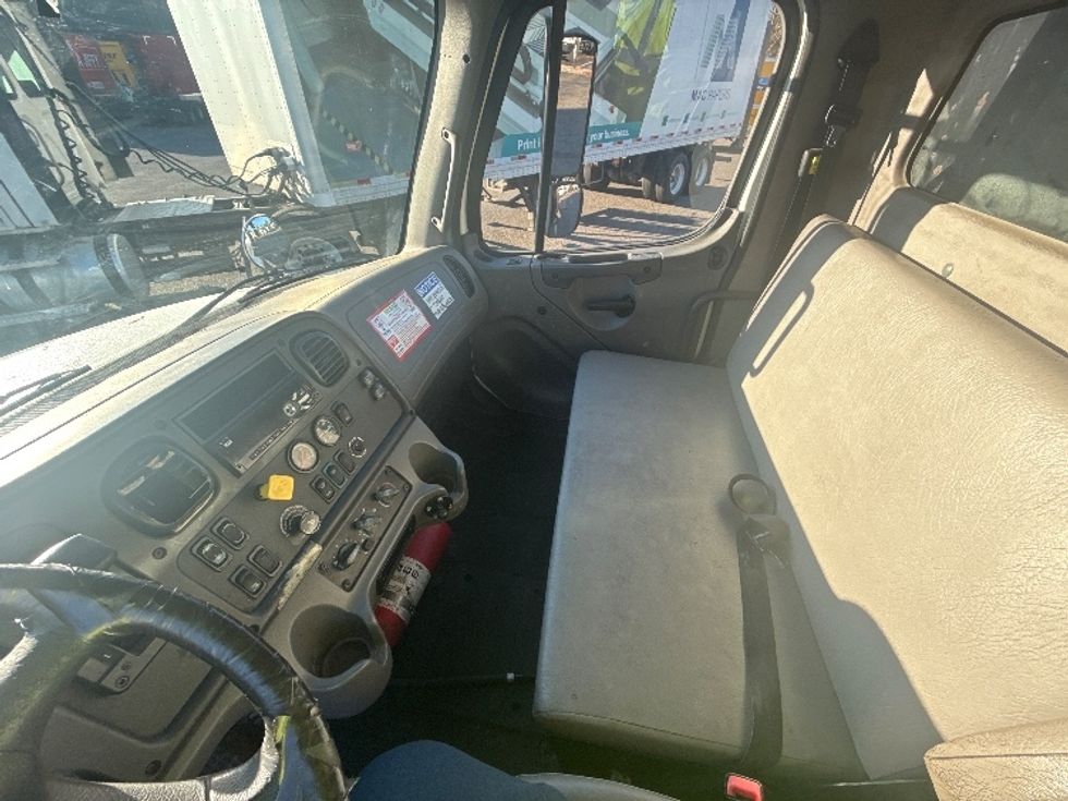 Flatbed Truck-Light and Medium Duty Trucks-Freightliner-2018-M2-Jacksonville-FL-225,051\n\t\tmiles-$ 40,000 - Image 19
