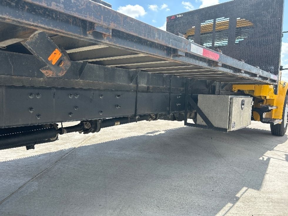 Flatbed Truck-Light and Medium Duty Trucks-Freightliner-2018-M2-Katy-TX-148,676\n\t\tmiles-$ 45,250 - Image 11