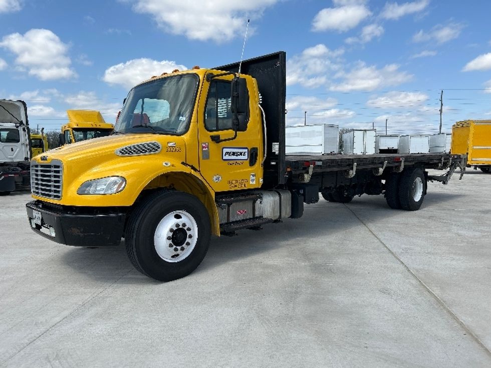 Flatbed Truck-Light and Medium Duty Trucks-Freightliner-2018-M2-Katy-TX-148,676\n\t\tmiles-$ 45,250 - Image 3