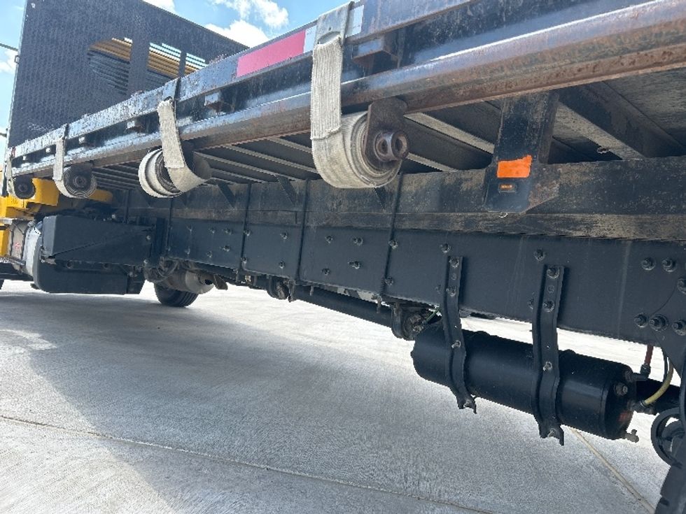 Flatbed Truck-Light and Medium Duty Trucks-Freightliner-2018-M2-Katy-TX-148,676\n\t\tmiles-$ 45,250 - Image 5