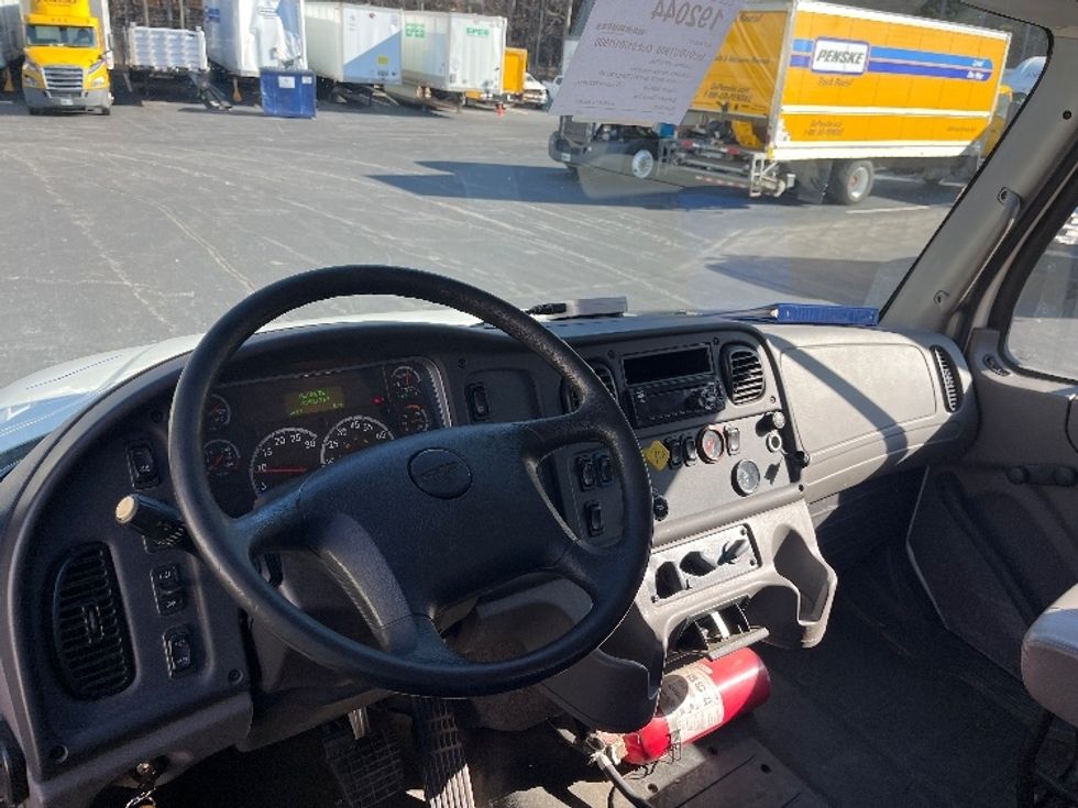 Flatbed Truck-Light and Medium Duty Trucks-Freightliner-2018-M2-Kennesaw-GA-195,668\n\t\tmiles-$ 59,250 - Image 14