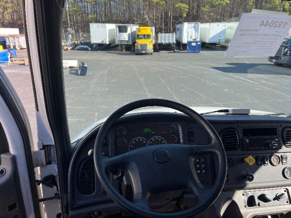 Flatbed Truck-Light and Medium Duty Trucks-Freightliner-2018-M2-Kennesaw-GA-195,668\n\t\tmiles-$ 59,250 - Image 15