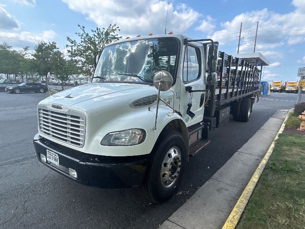 Flatbed Truck-Light and Medium Duty Trucks-Freightliner-2018-M2-Manassas-VA-176,708\n\t\tmiles-$ 47,500 - Image 3