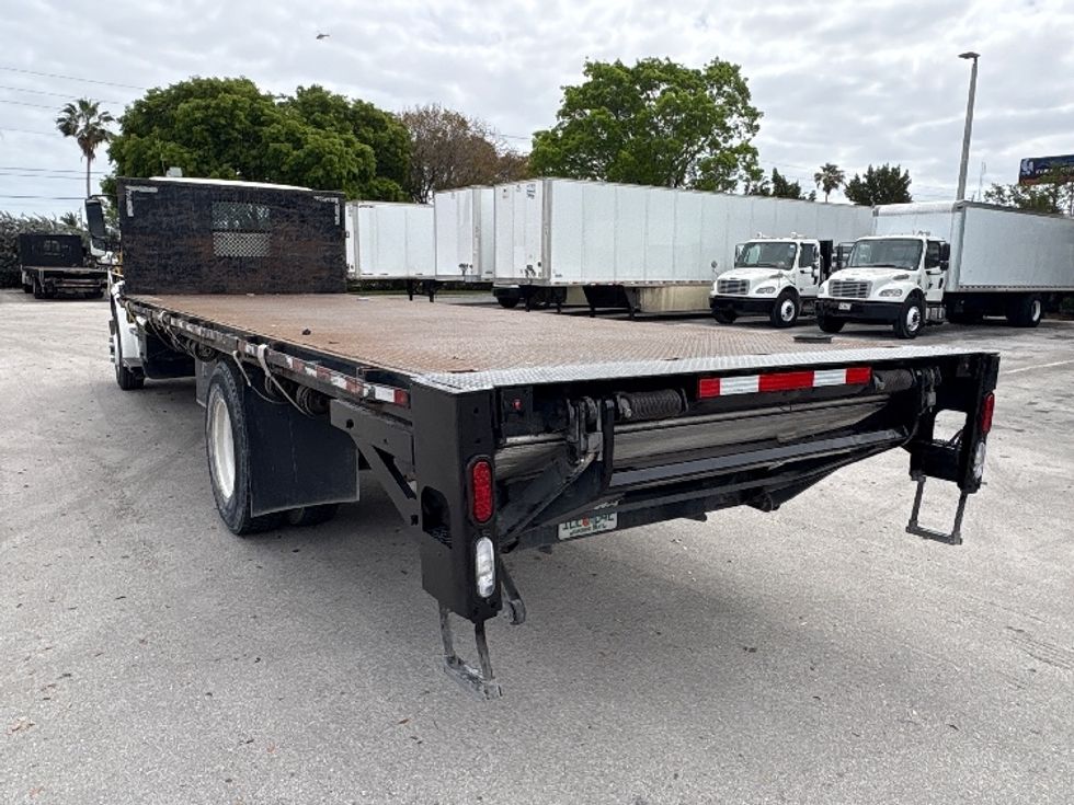 Flatbed Truck-Light and Medium Duty Trucks-Freightliner-2018-M2-Medley-FL-136,735\n\t\tmiles-$ 52,500 - Image 6