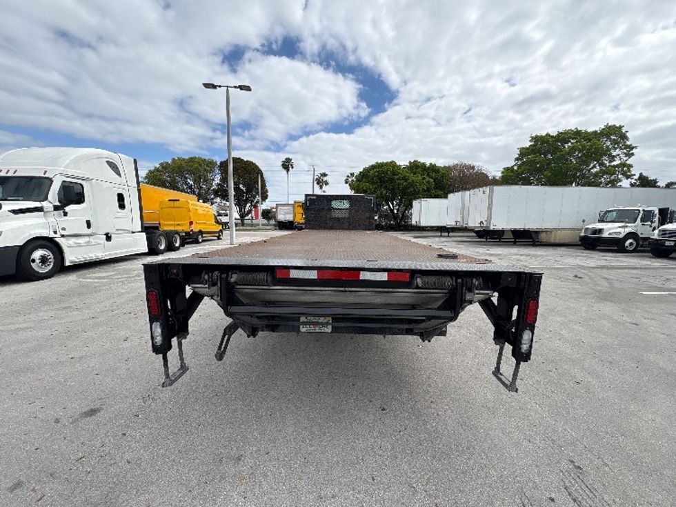 Flatbed Truck-Light and Medium Duty Trucks-Freightliner-2018-M2-Medley-FL-136,735\n\t\tmiles-$ 52,500 - Image 7