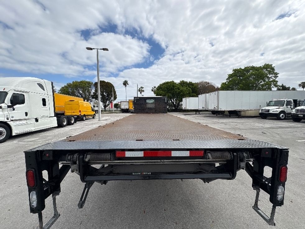 Flatbed Truck-Light and Medium Duty Trucks-Freightliner-2018-M2-Medley-FL-136,735\n\t\tmiles-$ 52,500 - Image 9