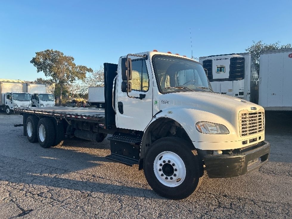 Flatbed Truck-Light and Medium Duty Trucks-Freightliner-2018-M2-Medley-FL-175,223\n\t\tmiles-$ 52,500 - Image 1