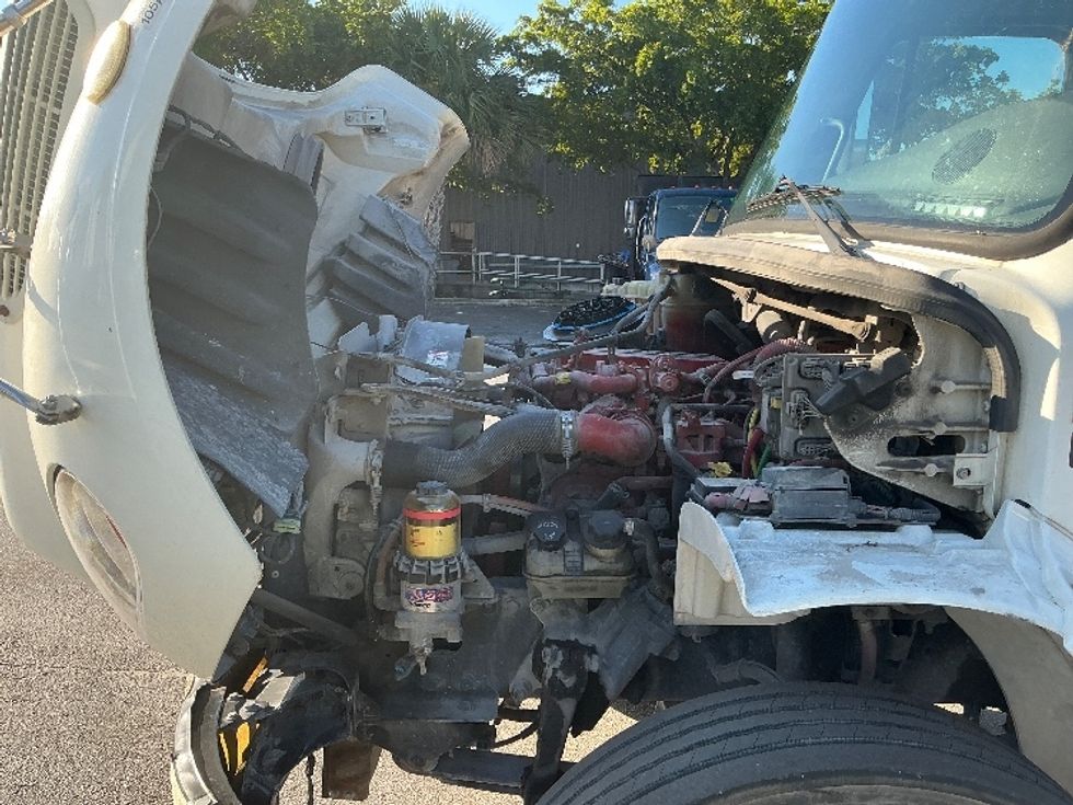 Flatbed Truck-Light and Medium Duty Trucks-Freightliner-2018-M2-Medley-FL-186,597\n\t\tmiles-$ 35,250 - Image 19