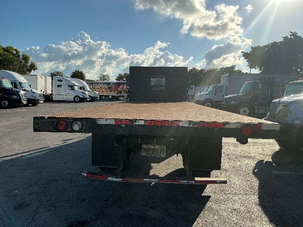 Flatbed Truck-Light and Medium Duty Trucks-Freightliner-2018-M2-Medley-FL-186,597\n\t\tmiles-$ 35,250 - Image 7