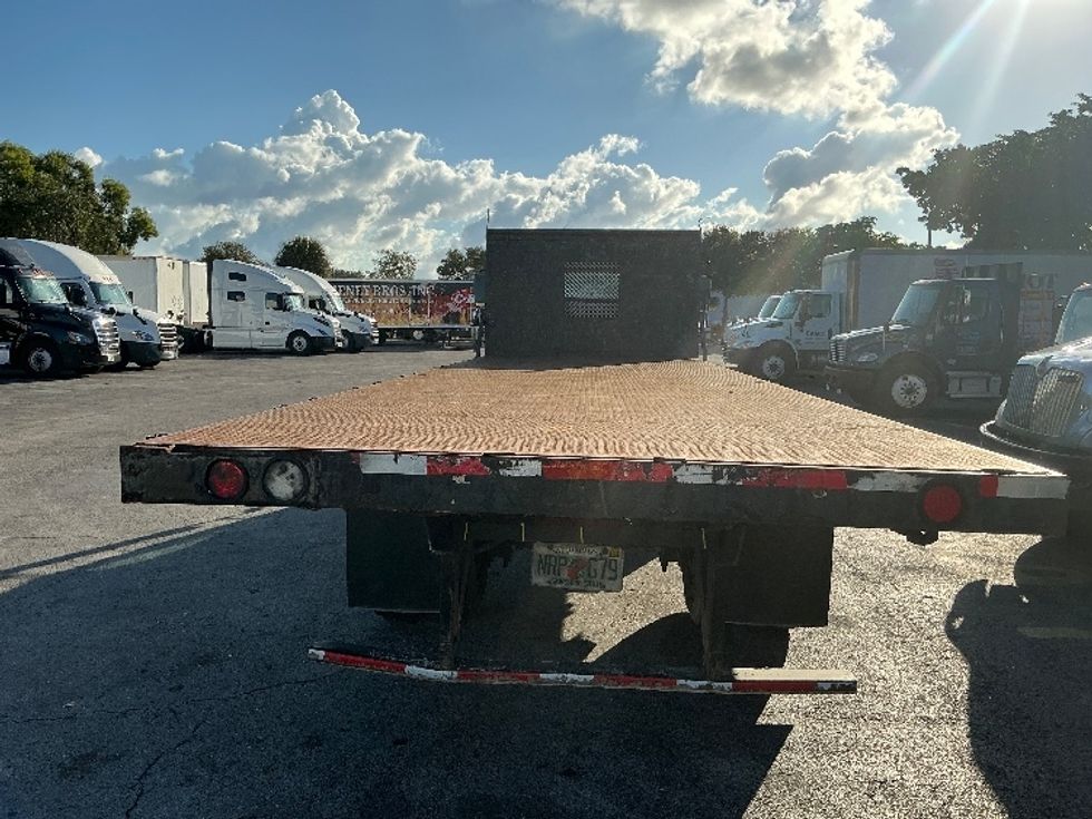 Flatbed Truck-Light and Medium Duty Trucks-Freightliner-2018-M2-Medley-FL-186,597\n\t\tmiles-$ 35,250 - Image 8