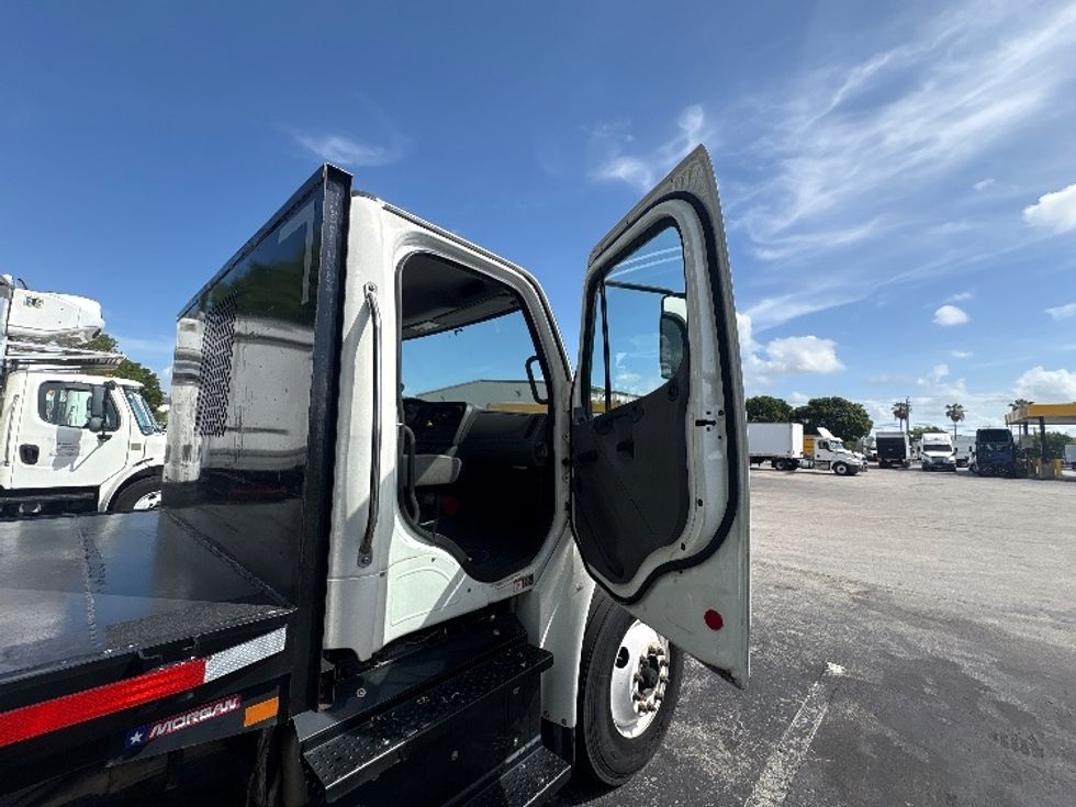 Flatbed Truck-Light and Medium Duty Trucks-Freightliner-2018-M2-Medley-FL-212,251\n\t\tmiles-$ 20,000 - Image 15