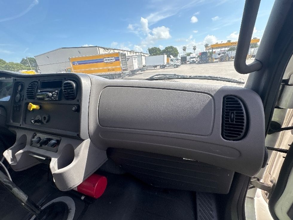 Flatbed Truck-Light and Medium Duty Trucks-Freightliner-2018-M2-Medley-FL-212,251\n\t\tmiles-$ 20,000 - Image 16