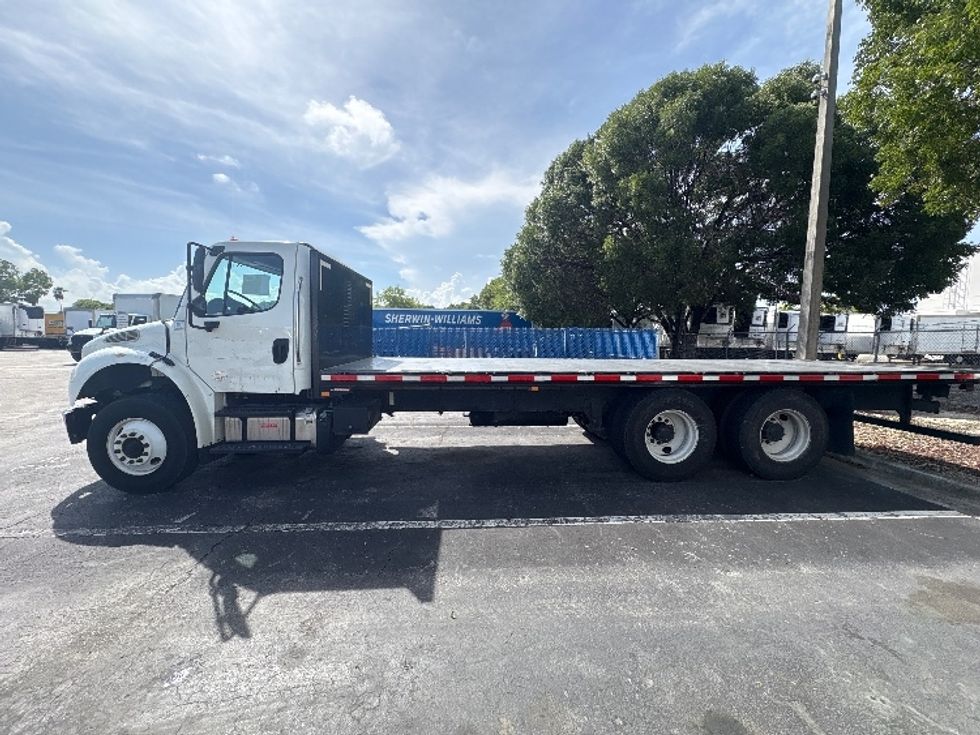 Flatbed Truck-Light and Medium Duty Trucks-Freightliner-2018-M2-Medley-FL-212,251\n\t\tmiles-$ 20,000 - Image 4