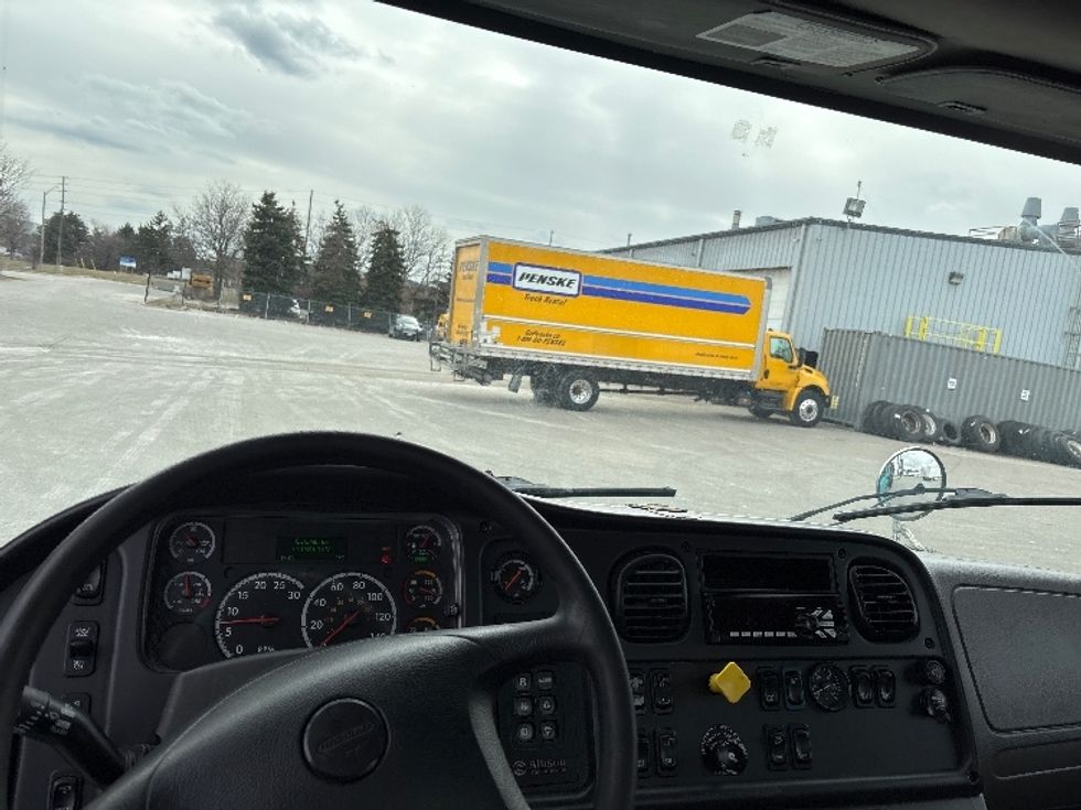 Flatbed Truck-Light and Medium Duty Trucks-Freightliner-2018-M2-Mississauga-ON-458,962\n\t\tkm-$ 58,750 - Image 14