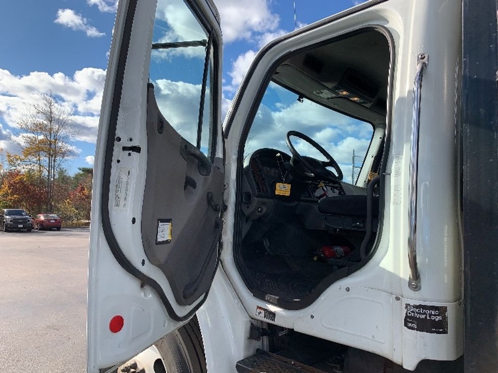 Flatbed Truck-Light and Medium Duty Trucks-Freightliner-2018-M2-Norton-MA-364,717\n\t\tmiles-$ 20,000 - Image 16