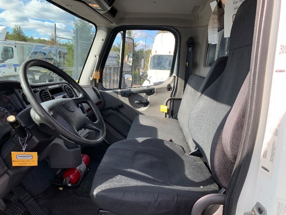 Flatbed Truck-Light and Medium Duty Trucks-Freightliner-2018-M2-Norton-MA-364,717\n\t\tmiles-$ 20,000 - Image 19