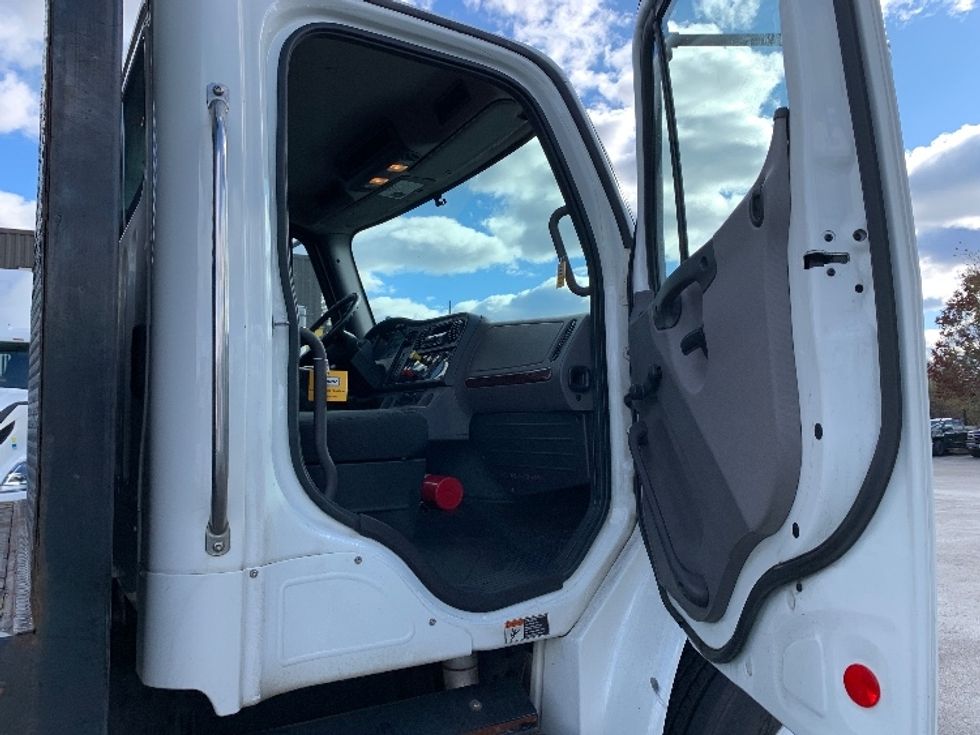 Flatbed Truck-Light and Medium Duty Trucks-Freightliner-2018-M2-Norton-MA-364,717\n\t\tmiles-$ 20,000 - Image 20