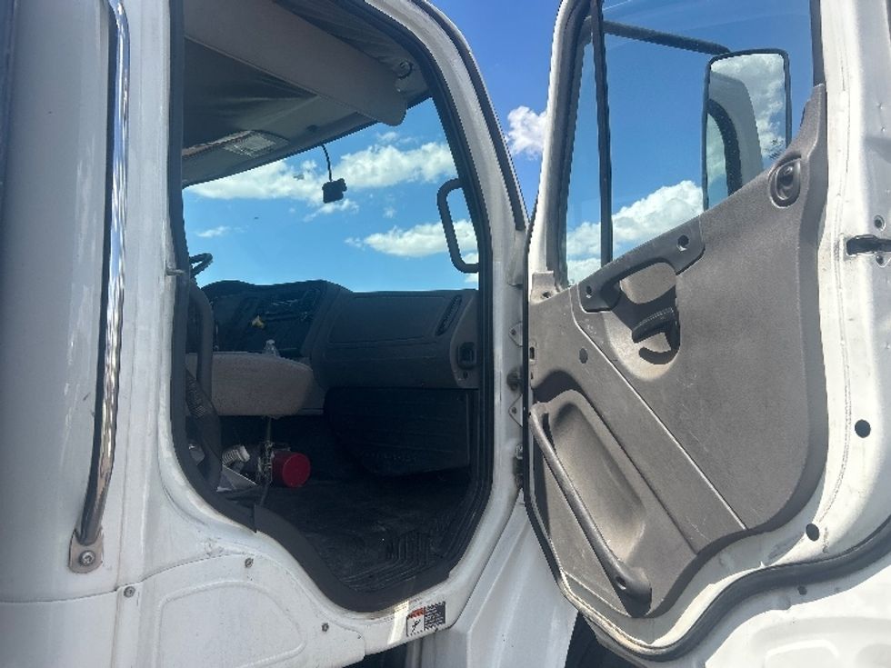 Flatbed Truck-Light and Medium Duty Trucks-Freightliner-2018-M2-Phoenix-AZ-194,372\n\t\tmiles-$ 51,250 - Image 20