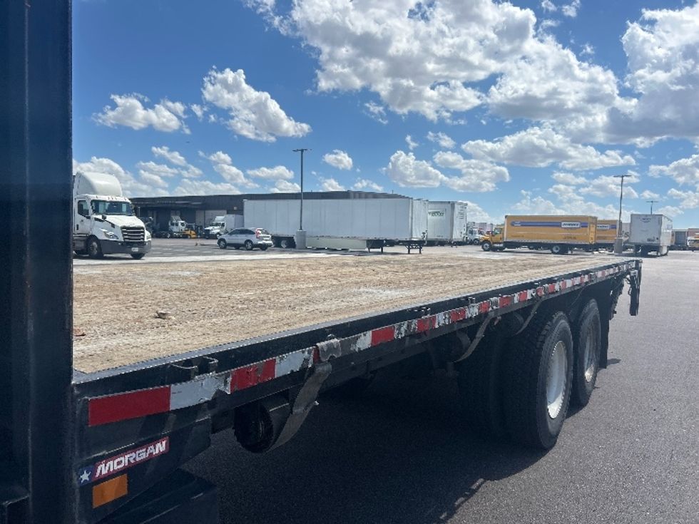 Flatbed Truck-Light and Medium Duty Trucks-Freightliner-2018-M2-Phoenix-AZ-194,372\n\t\tmiles-$ 51,250 - Image 25