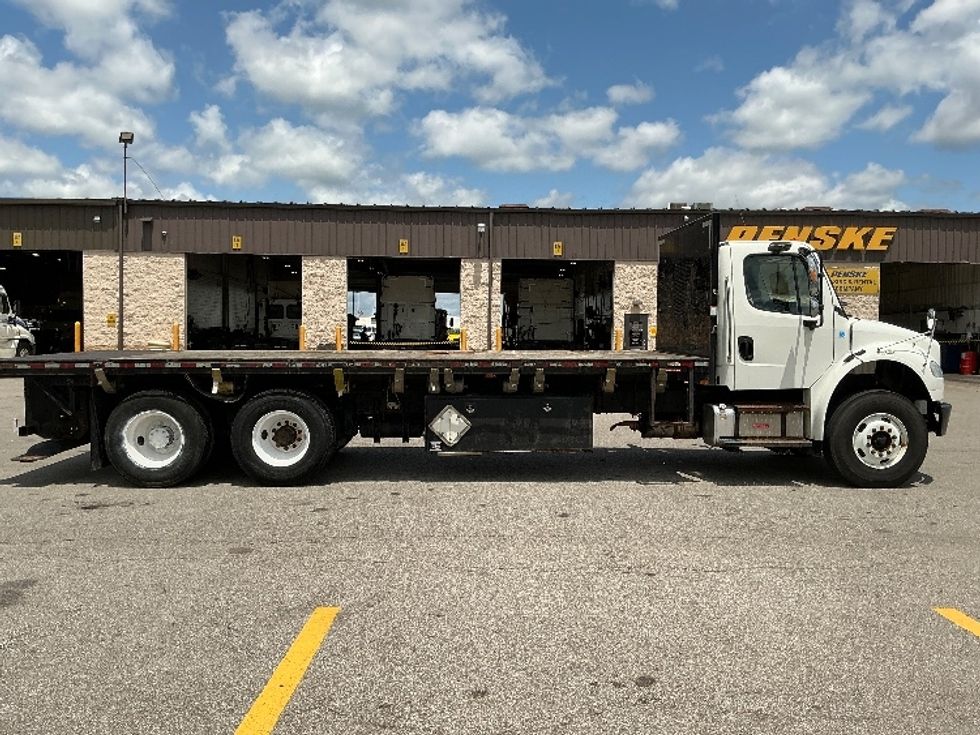 Flatbed Truck-Light and Medium Duty Trucks-Freightliner-2018-M2-Piqua-OH-228,471\n\t\tmiles-$ 64,250 - Image 9