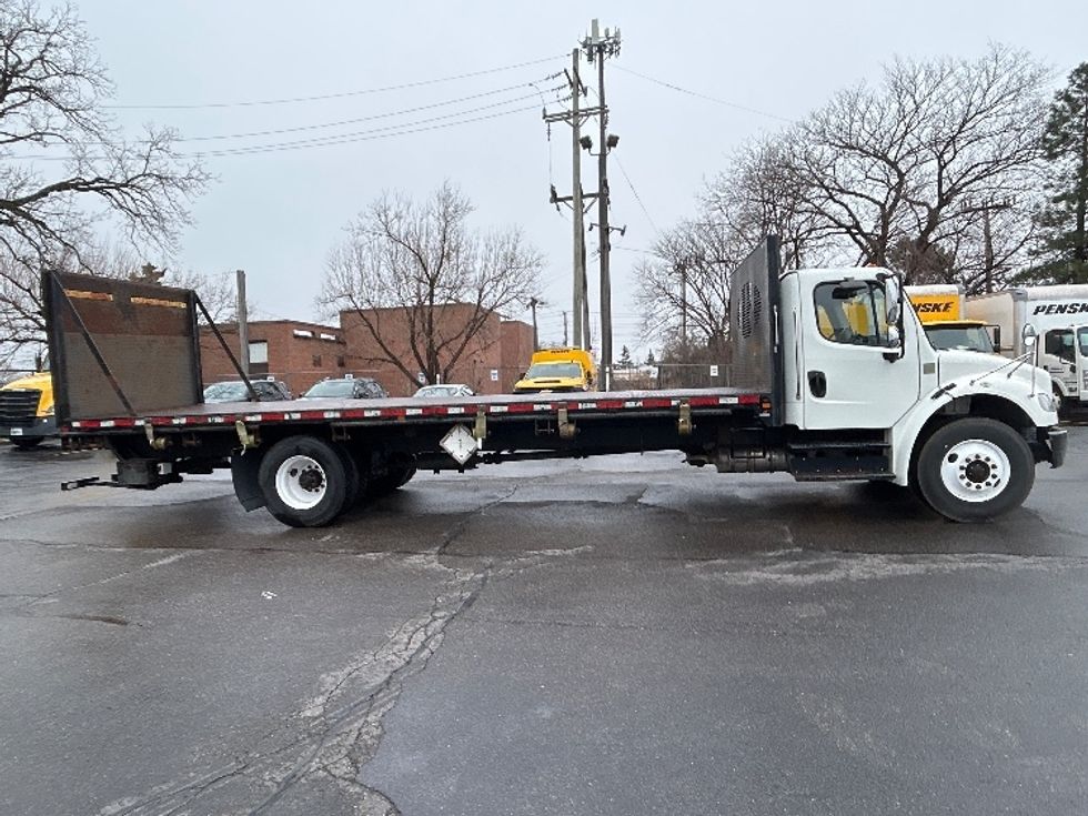 Flatbed Truck-Light and Medium Duty Trucks-Freightliner-2018-M2-Plymouth-MI-89,418\n\t\tmiles-$ 54,250 - Image 12